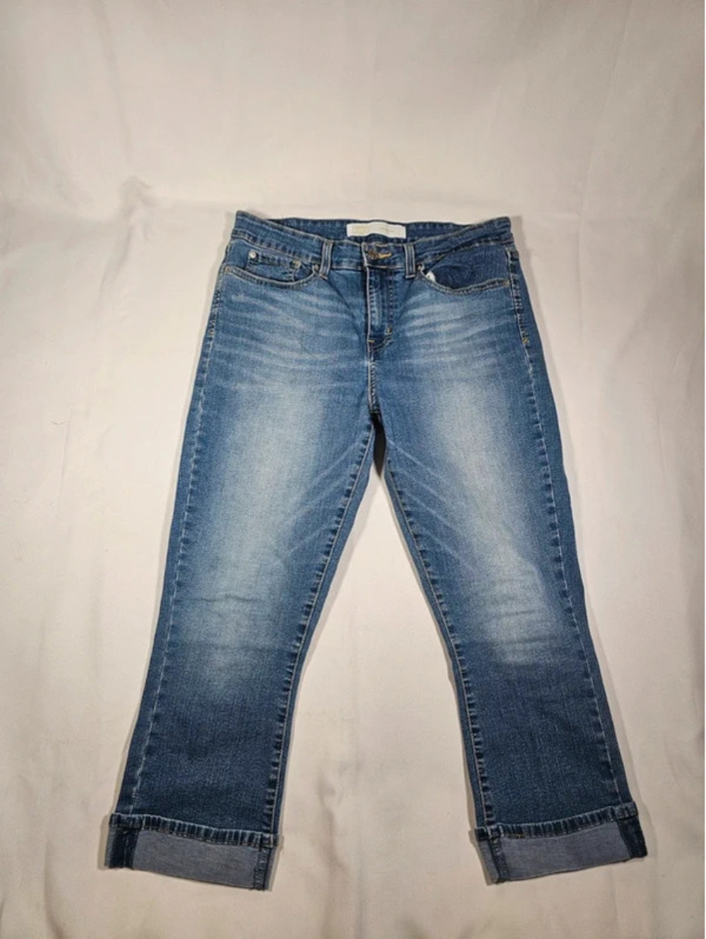 Signature by Levi Strauss Gold Women's Blue Denim Mid Rise Capri Jeans Size 10